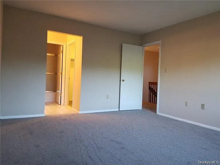 256 Heritage Ln — Photo 13