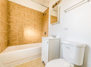 5100-04 W Monroe St #18-2B, Chicago, IL
