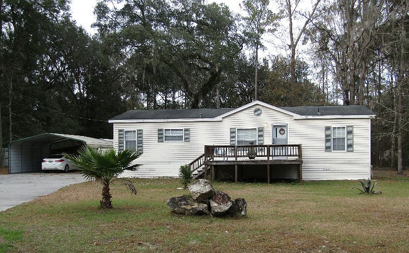1st image of 213 SE Charmont Ln