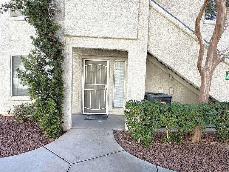 3067 Key Largo Dr #102 — Photo 20