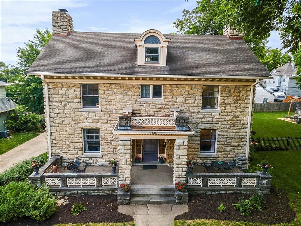 3515 Gladstone Blvd, Kansas City, MO 64123 Zillow