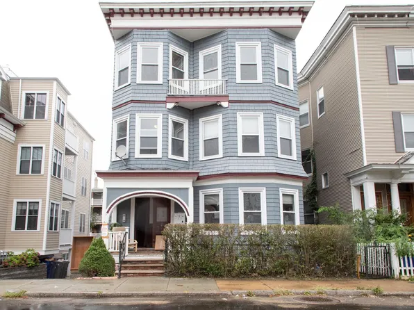 17 Bellflower St #3, Dorchester, MA 02125