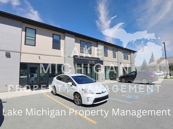 1170 Plymouth Ave NE APT 3