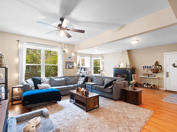 5th image of 1319 W Fargo Ave #1N