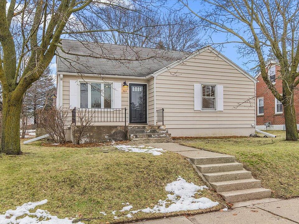 1st image of 305 South Silverbrook DRIVE