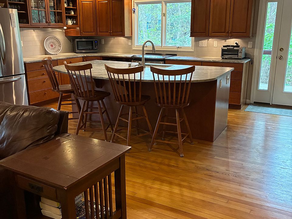 1st image of 55 Sheerman Ln