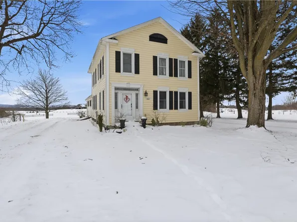 8361 State St #5, Bloomfield, NY 14469