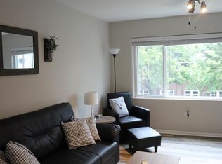 1002 W Springfield Ave #6, Champaign, IL 61821