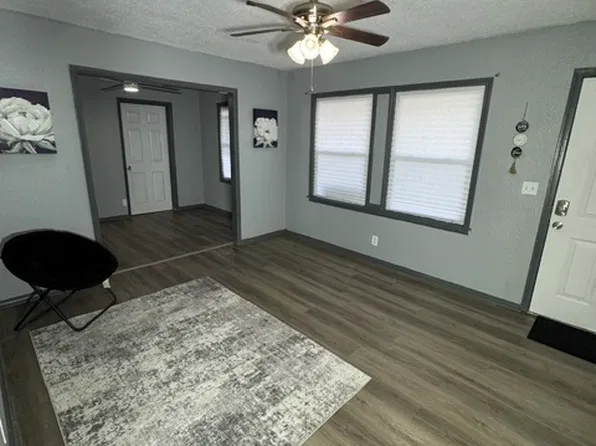 38 E 50th St N, Tulsa, OK 74126