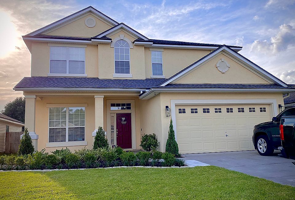 1st image of 2458 Creekfront Dr