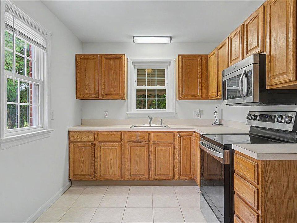 1st image of 1405 Naamans Rd