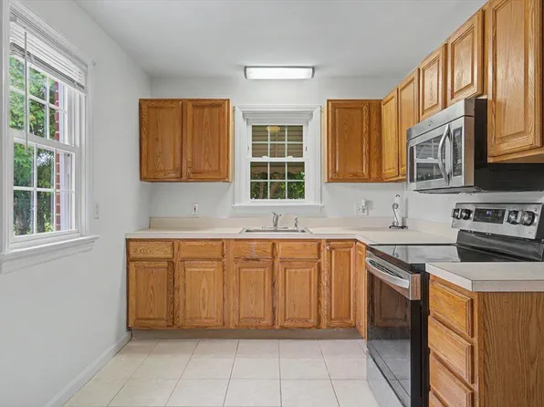 1405 Naamans Rd, Wilmington, DE 19810