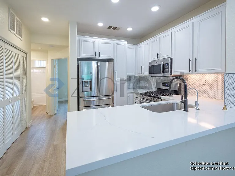 16935 Laurel Hill Ln #181 — Photo 5