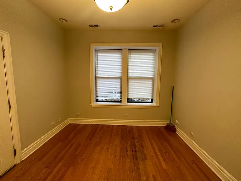 3915-3923 W Altgeld St #2 — Photo 4