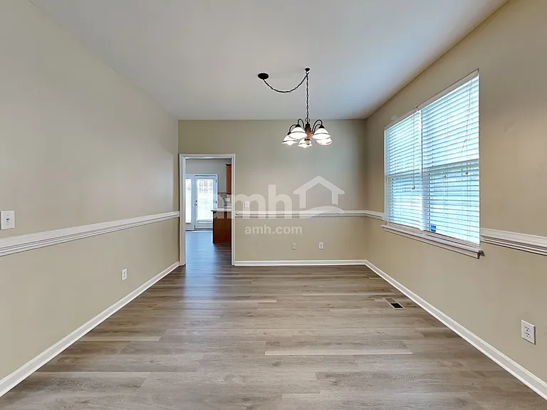 516 Littleport Dr — Photo 7