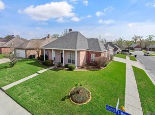 2137 Hunters Way Dr, Baton Rouge, LA 70816