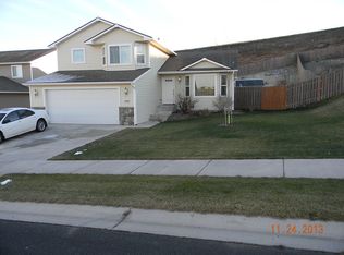 1235 SW Latour Peak St, Pullman, WA 99163