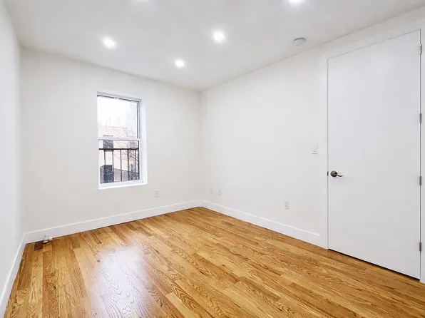 392 South Fifth Street image 1 of 8