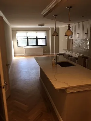 Rented by UES Management | media 10