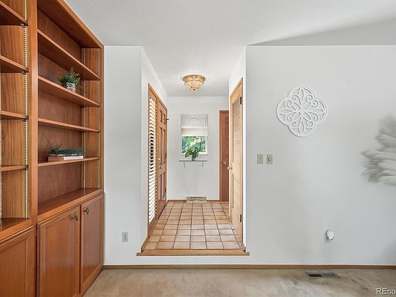 4th image of 2182 W Briarwood Avenue