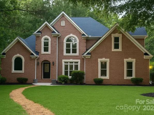 3011 McKee Rd, Charlotte, NC 28270