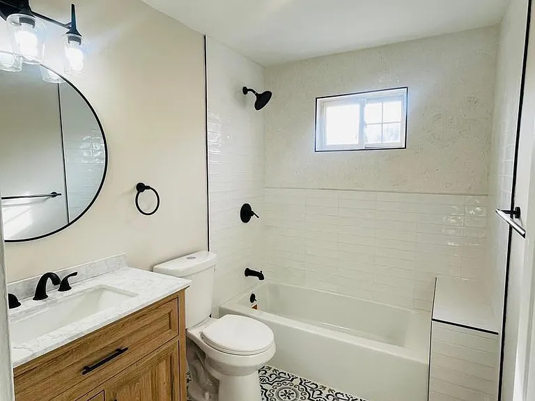 3600 Malden Ave #2 — Photo 3