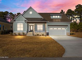 498 Genoes Point Rd SW, Supply, NC 28462