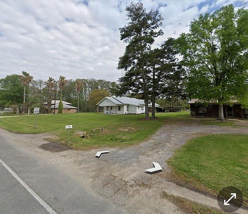 2nd image of 146 Calcasieu Ave