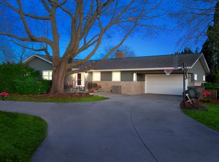 0N531 Papworth St, Wheaton, IL 60187