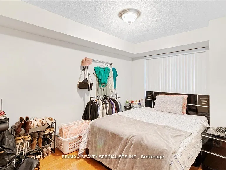 25 Kingsbridge Garden Cir #1720 — Photo 19