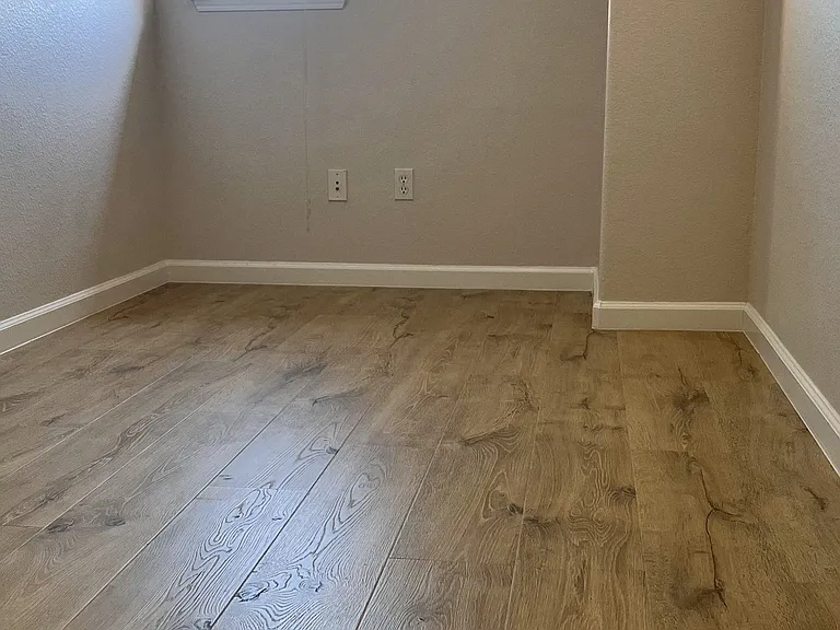 2364 Millstream Ln — Photo 18