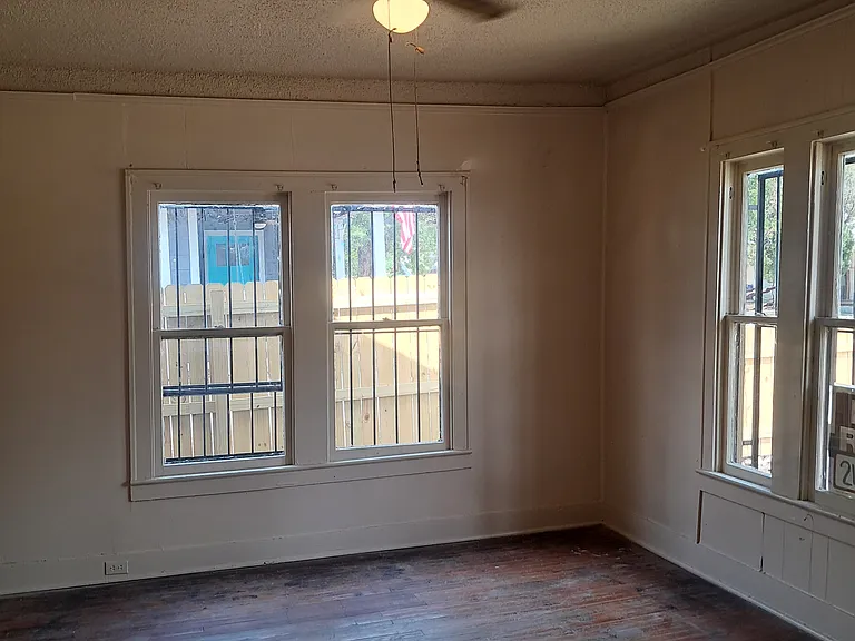 414 Gulf — Photo 19