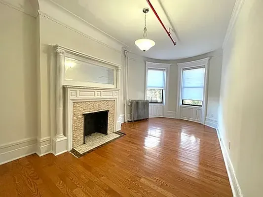 Rented by Bohemia Realty Group | media 10