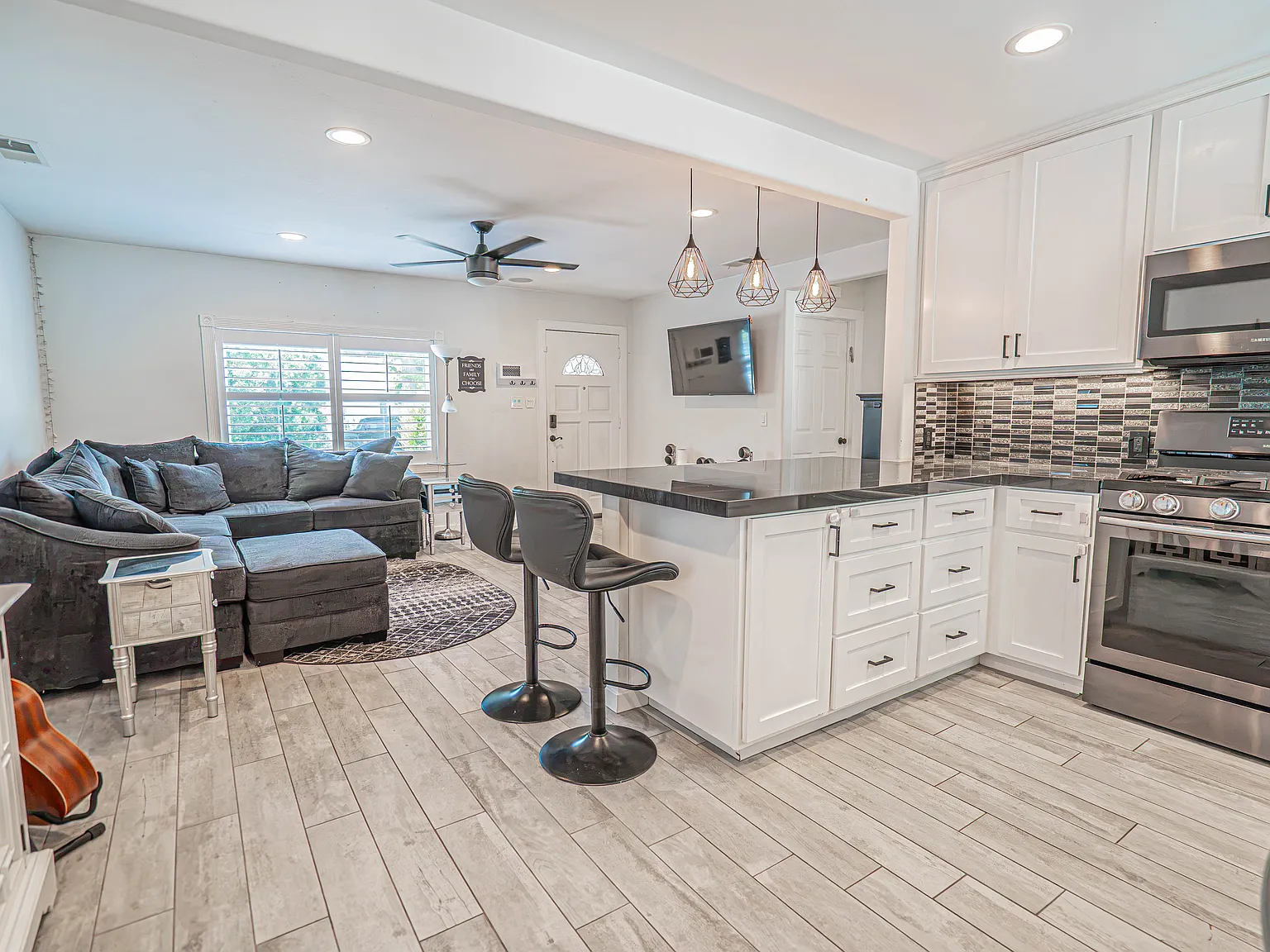 7044 Garden Grove Ave — Photo 4