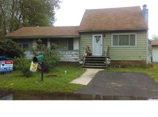 2103 Magnolia Ave, Williamstown, NJ 08094