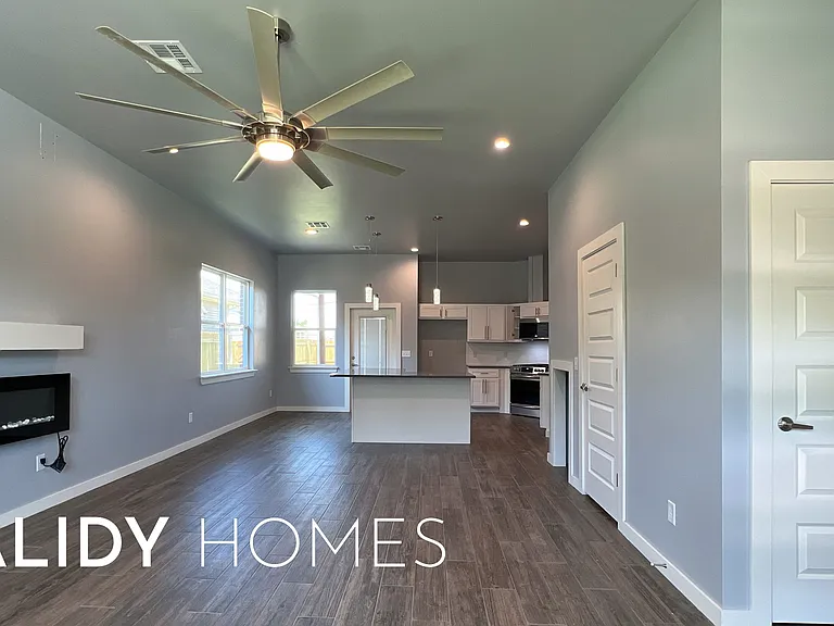 609 Remington Ave — Photo 6