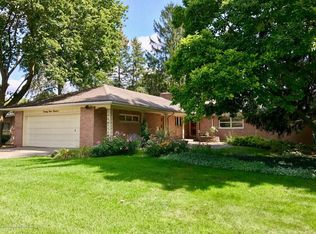 2919 E Westchester Rd, Lansing, MI 48911