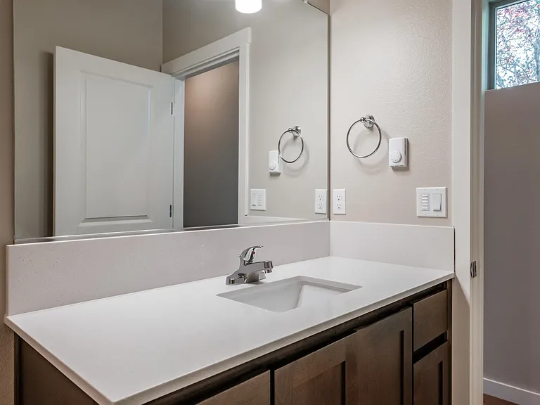 1350 Pacific Ave #123-B — Photo 5
