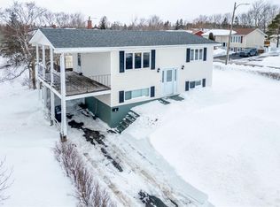 2 Beacon Hill Crescent, St.John's, NL A1E3W3