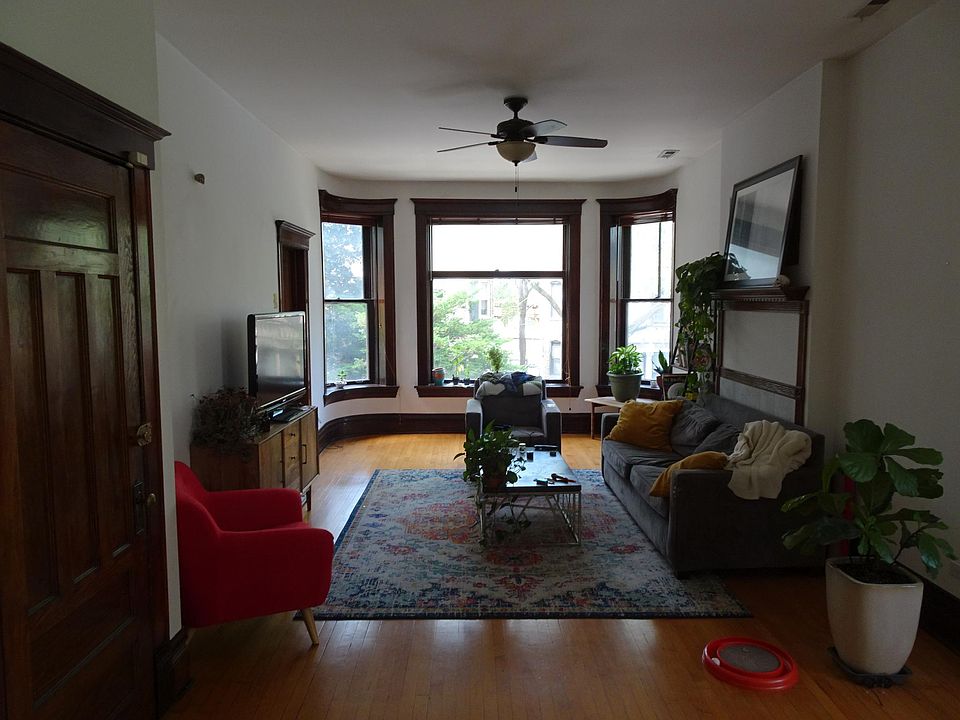 1st image of 2117 W Concord Pl #201