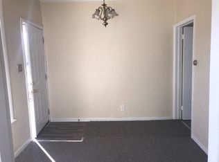 117 N Entrance Ave #1, Kankakee, IL