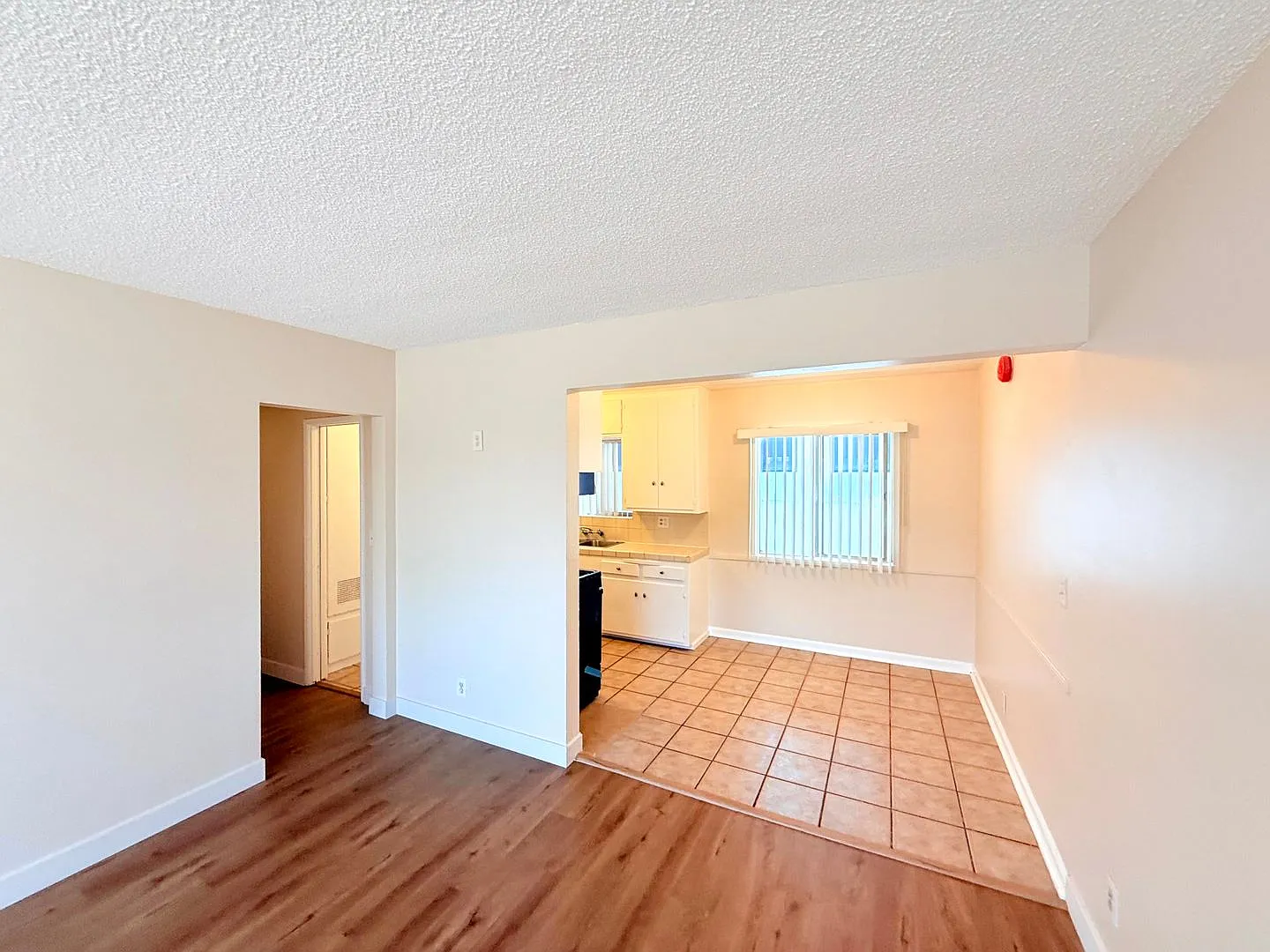 11185 Carson Drive — Photo 4