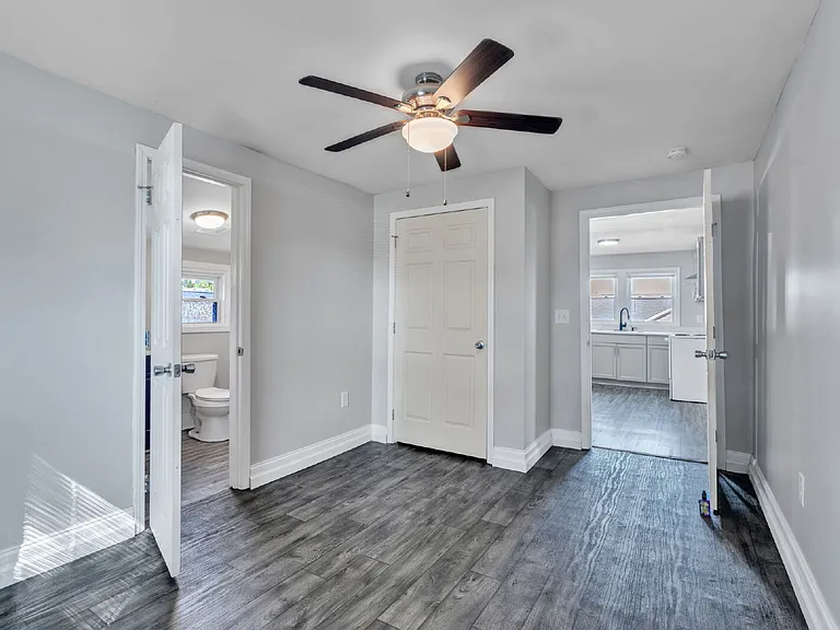 104 Lake Ave — Photo 14