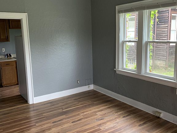 3rd image of 6403 Kennedy Ave APT 2