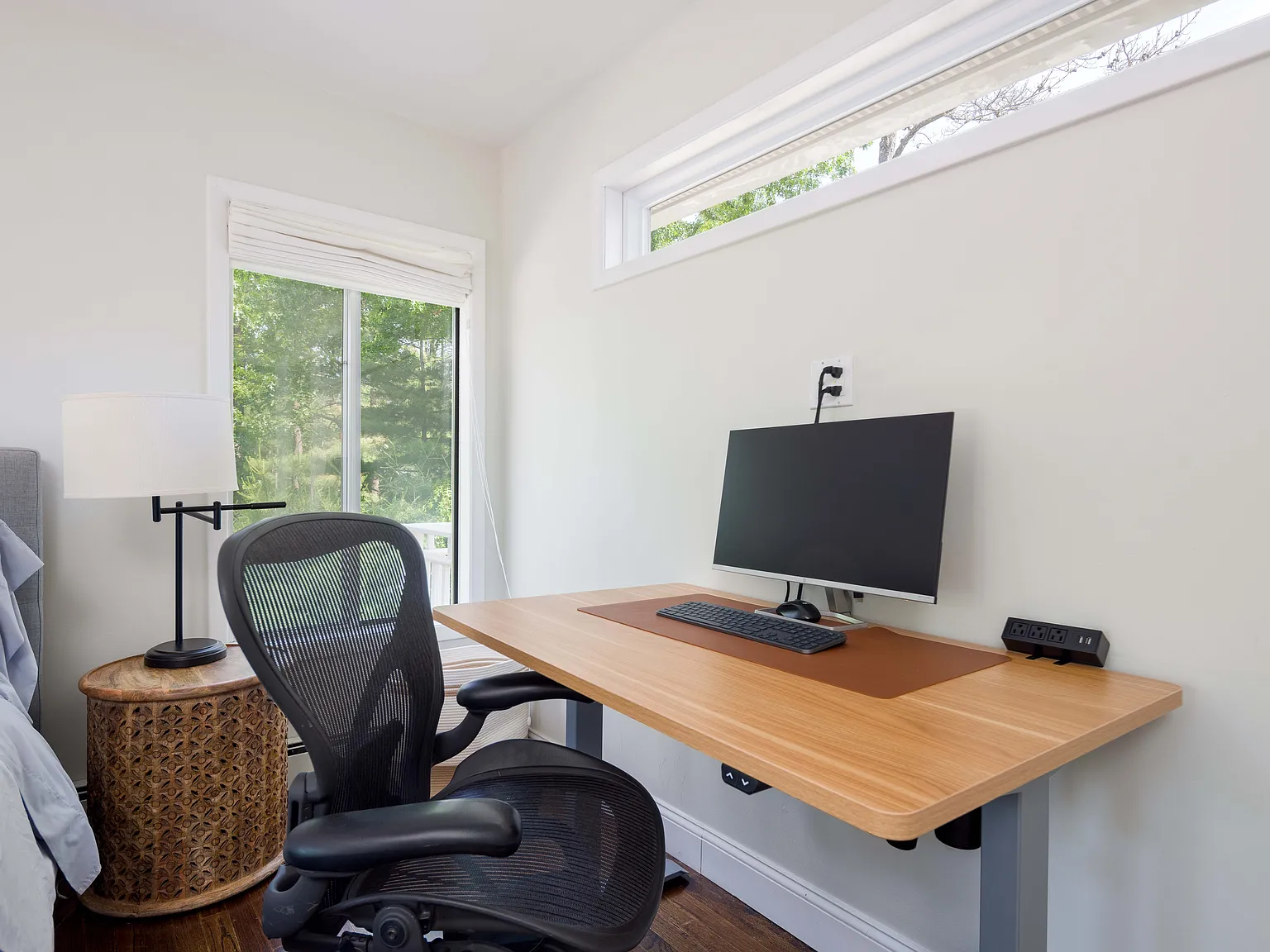 Beachwood Cove | Heated Pool, Bbq & Wfh Desks | Rove Travel — Photo 3
