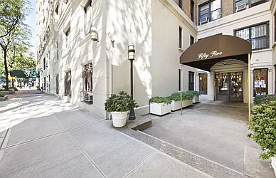 55 West 95th Street in Upper West Side
