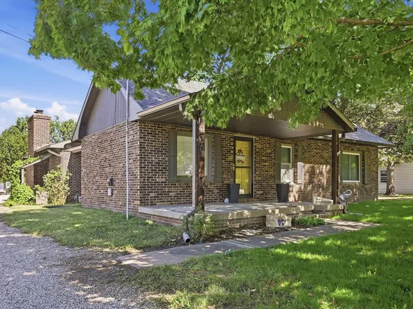 1230 Laing St, Osage City, KS 66523