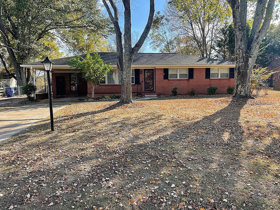 Front of 503 Sunset Avenue 