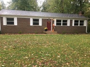 8050 Jones Rd, Terre Haute, IN 47805