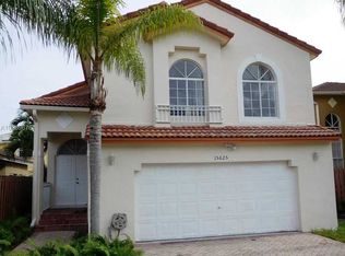 15625 SW 100th Ter, Miami, FL 33196